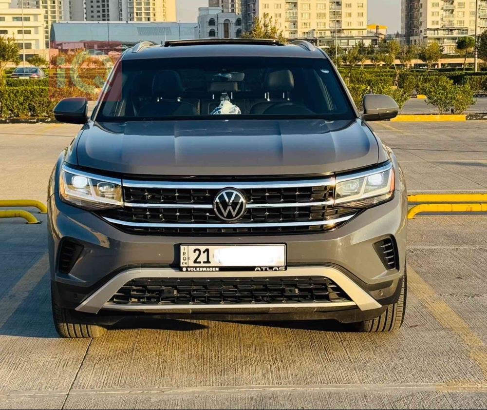ڤۆڵکسواگن ئەتڵەس کرۆس سپۆرت